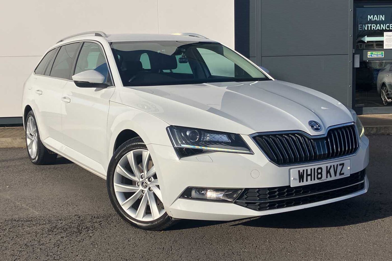 SKODA Superb 2.0 TDI (150ps) SE L Executive 5-Dr Estate