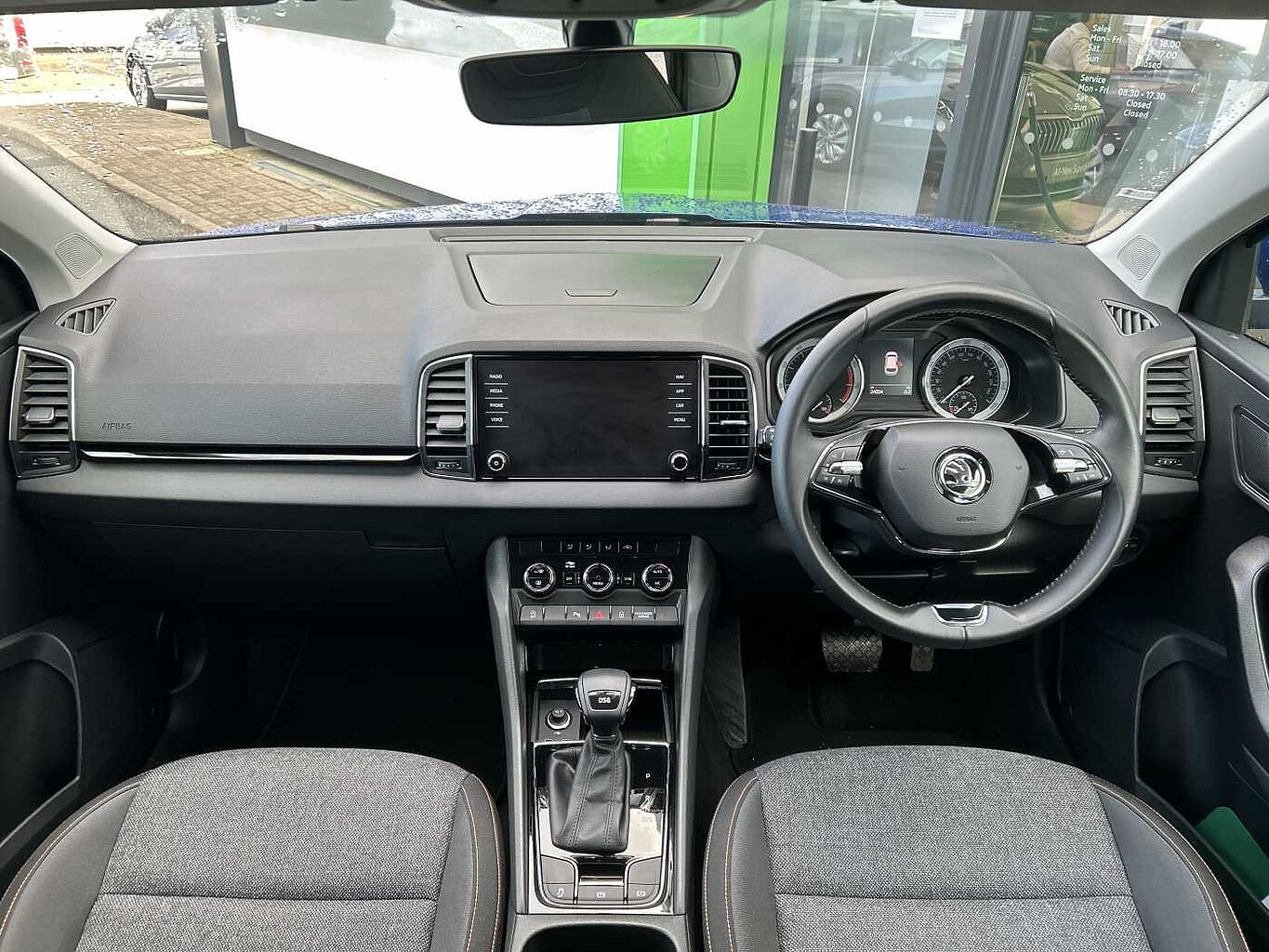 SKODA Karoq SUV 1.5 TSI (150ps) SE Drive ACT DSG